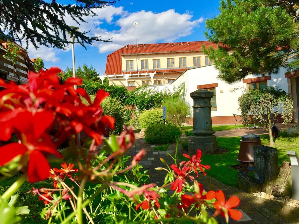 Hotel Celnice Břeclav Екстериор снимка